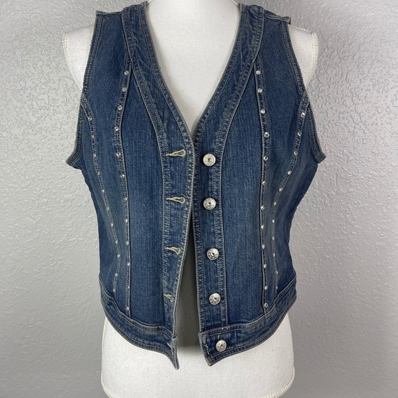 Cute Denim Vest - Picture 2 of 8